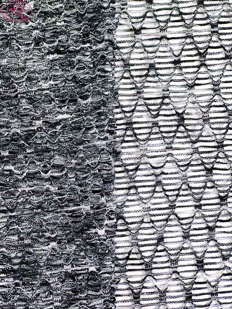Sexy swimsuit fabric yarn-dyed mesh with high elasticity and multicolor diamond patterns.Rainbow-1 (七彩网格)