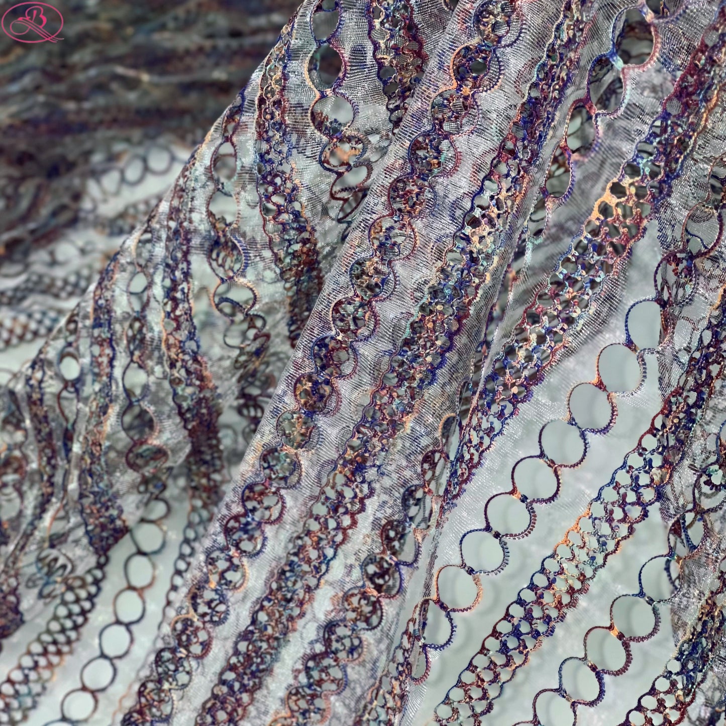 Yarn-Dyed Sheer Fabric with Circular Cut-Outs & Silver Sparkling Threads – Shimmery Summer Textile「七彩链条」